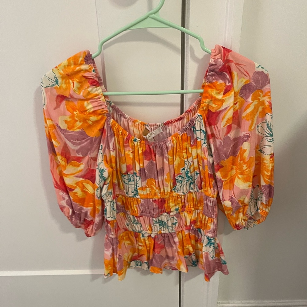 Floral top